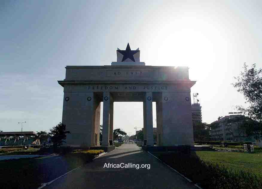 Black Star Independence Square Tour Accra Ghana - AfricaCalling.org