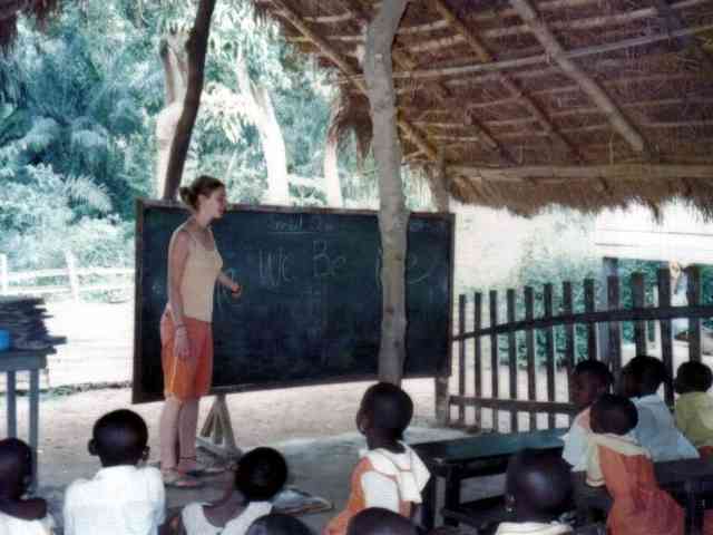 australian volunteer teacher at work in ghana africa vigs ghana