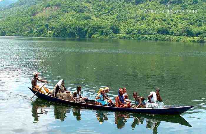 volta lake canoe tour akosombo ghana A