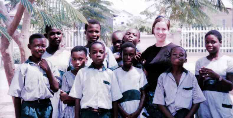 Volunteer teach science in Ghana Africa; with sightseeing